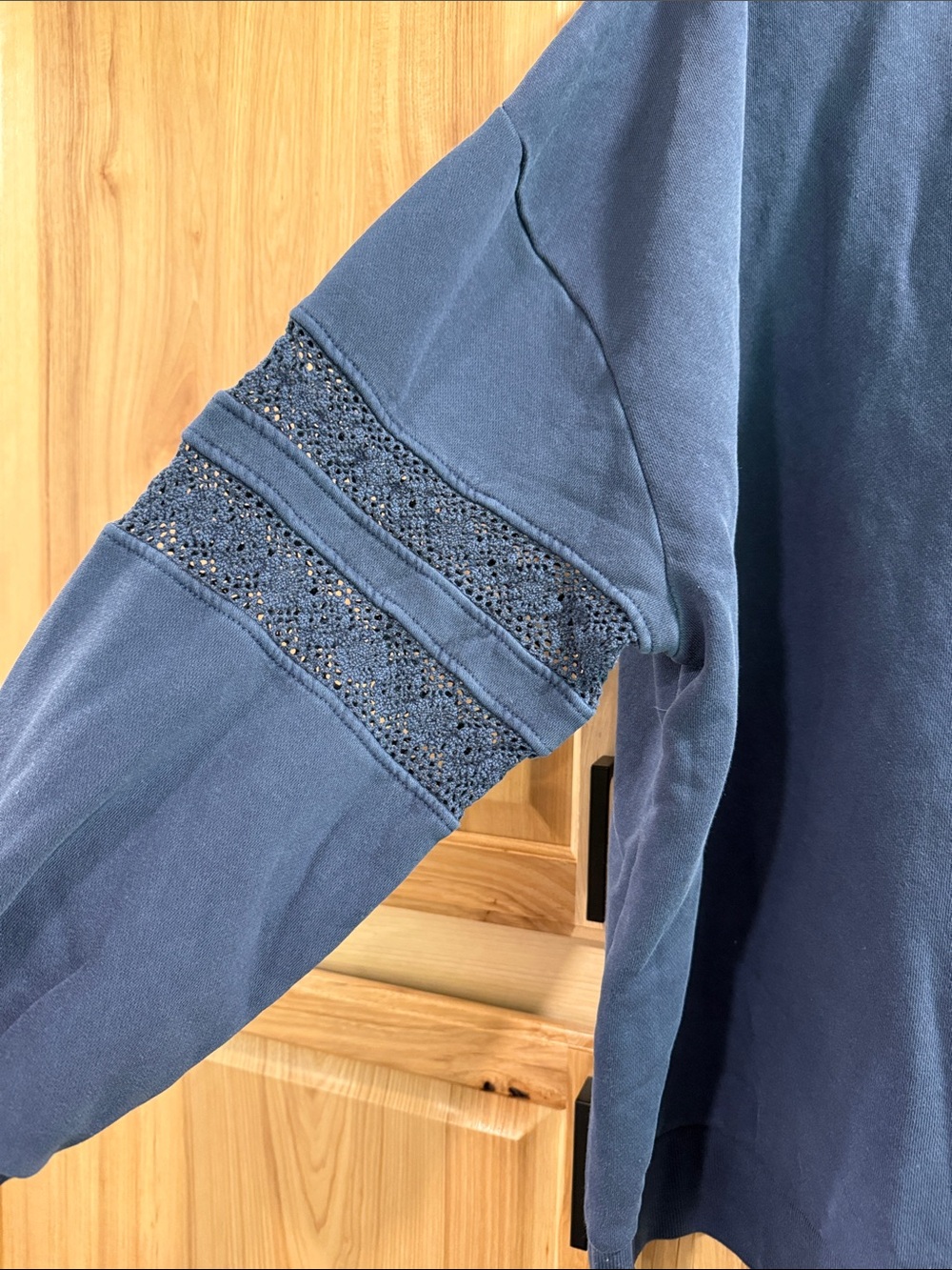 NWT C&C California Size 3XFaded Sunwashed Navy Lace Eyelet Pullover Sweatshirt